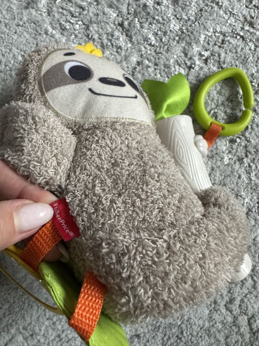Брязкальця, підвіски, розвиваючі іграшки fisher price