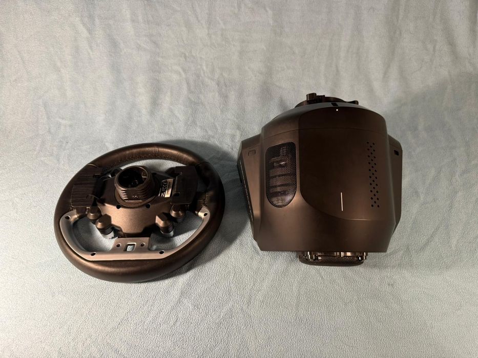 Thrustmaster T-GT + Gran Turismo 7