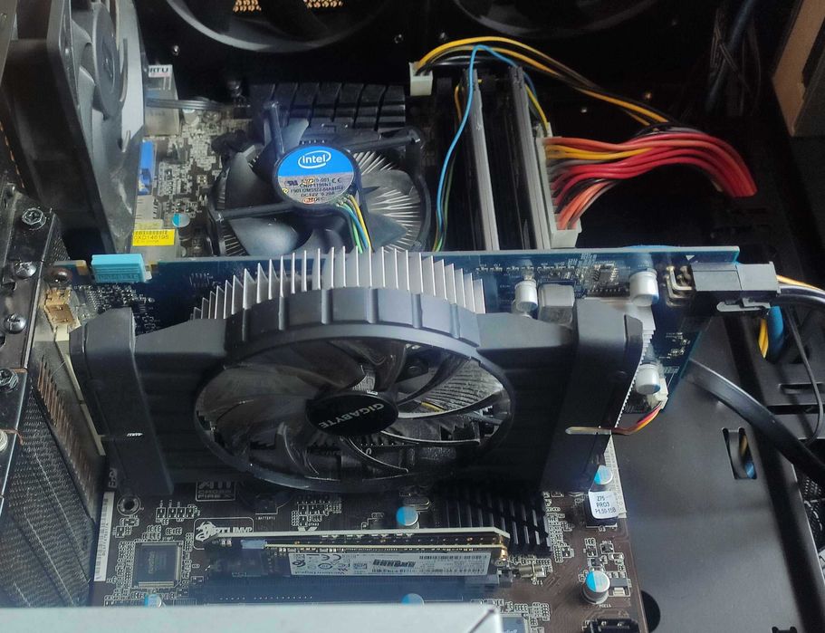 Komputer PC Core i5 2300, 8GB RAM, SSD.