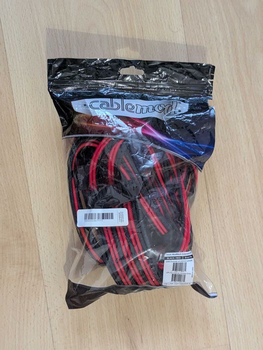 Kit Extensão CableMod Preto/Vermelho (8+6) + 1 cabo de PCI 8 Pins