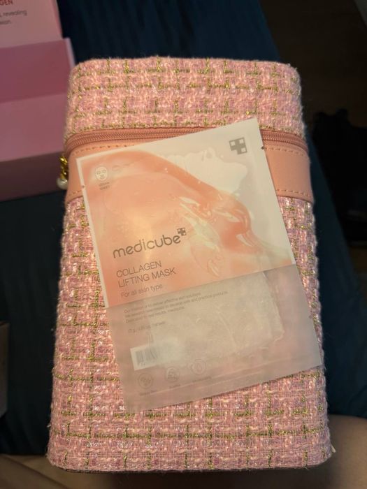 Подарунковий набір корейської косметики Medicube + Age-R Pro Booster