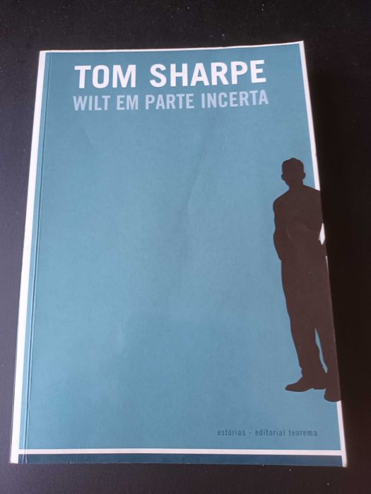 "Wilt em Parte Incerta" por Tom Sharpe