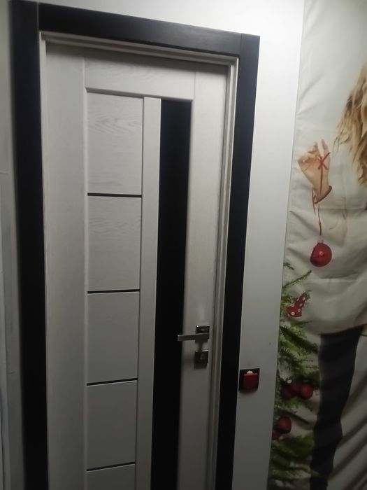 Продам міжкімнатні двері