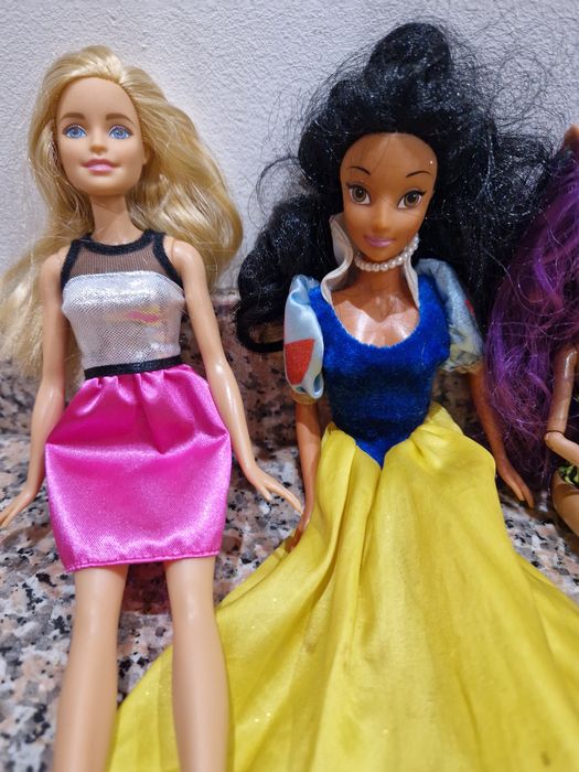 Pack de bonecas_ várias