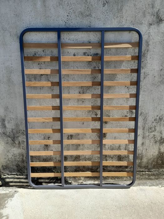 Estrado de cama 1,83x130