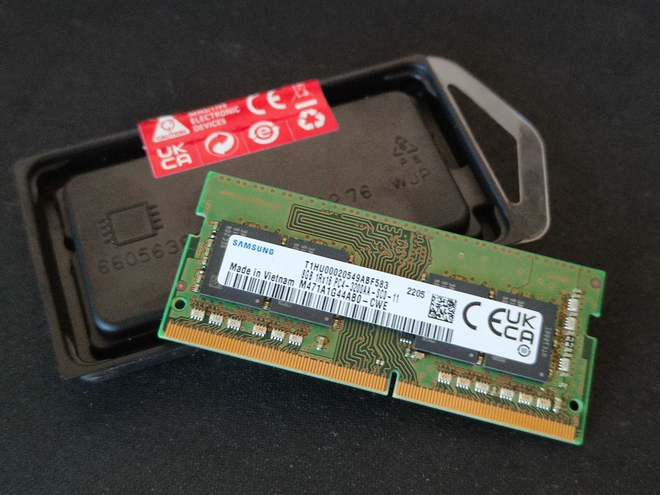 Samsung [1x]8GB DDR4 3200MHz Laptop RAM (SO-DIMM) – Excellent Condition