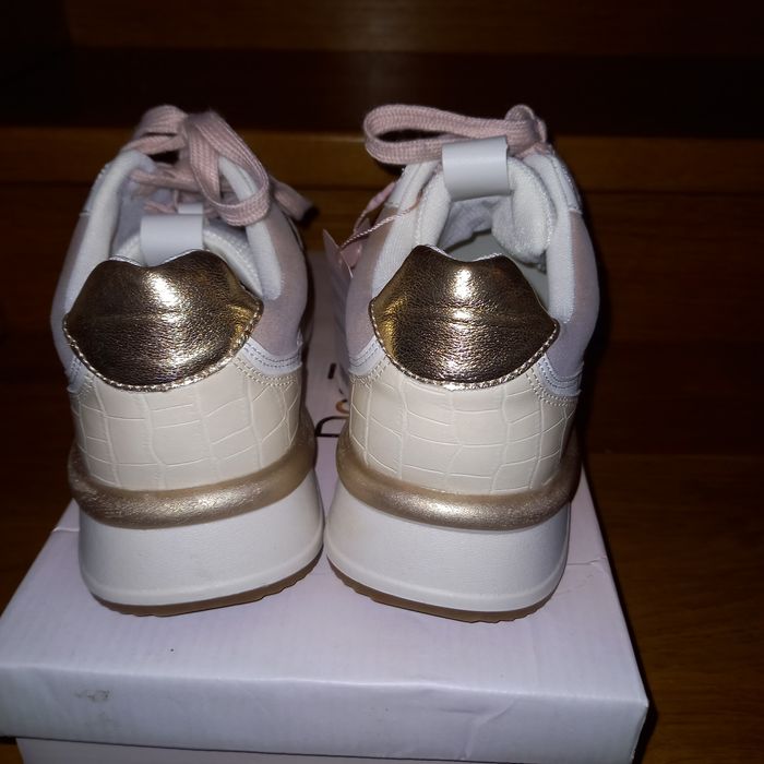 Sneakersy DeeZee rozm. 39 nowe
