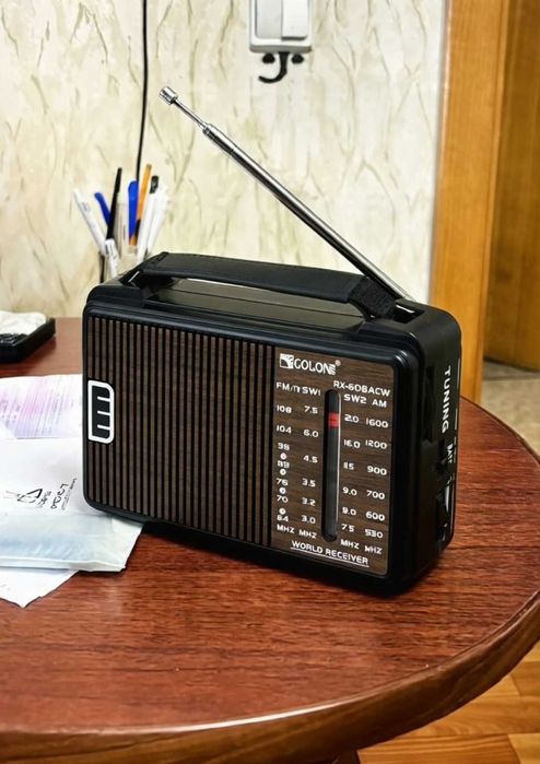 Радіоприймач 5 хвильовий am fm sw портативний