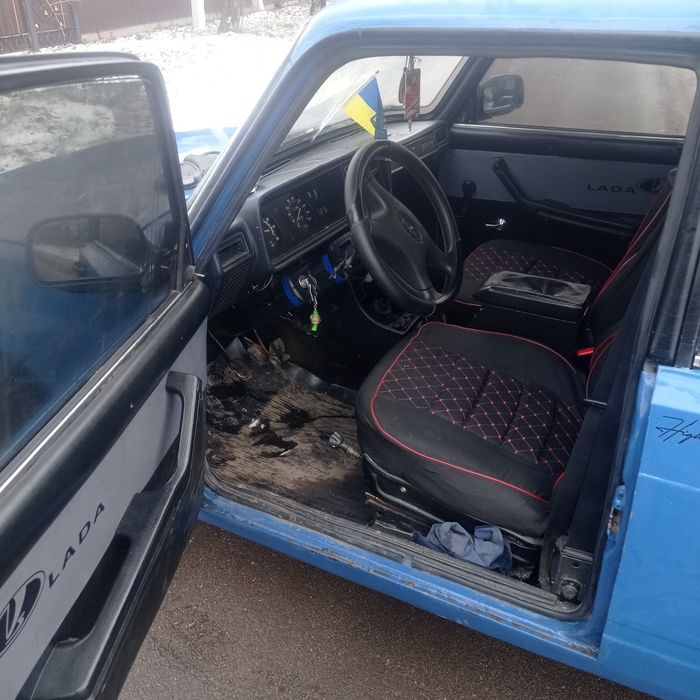 Продам у хорошому стані 2004р