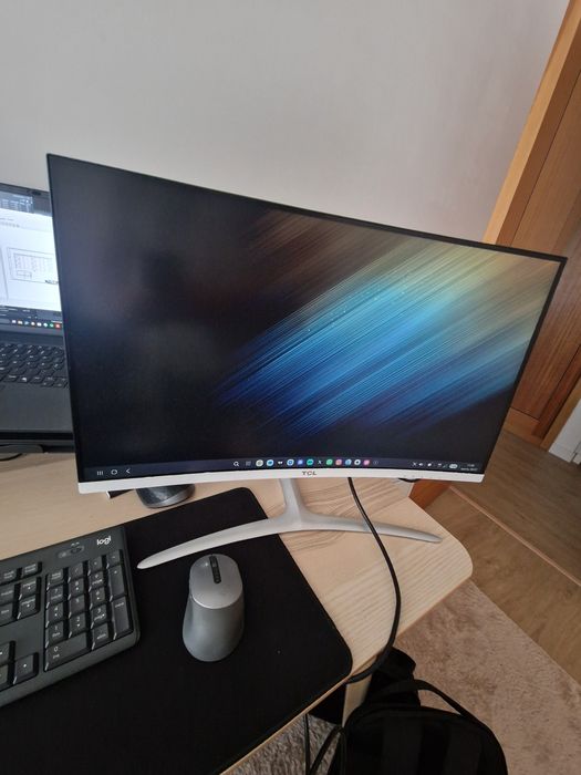 Monitor curvo 27 polegadas