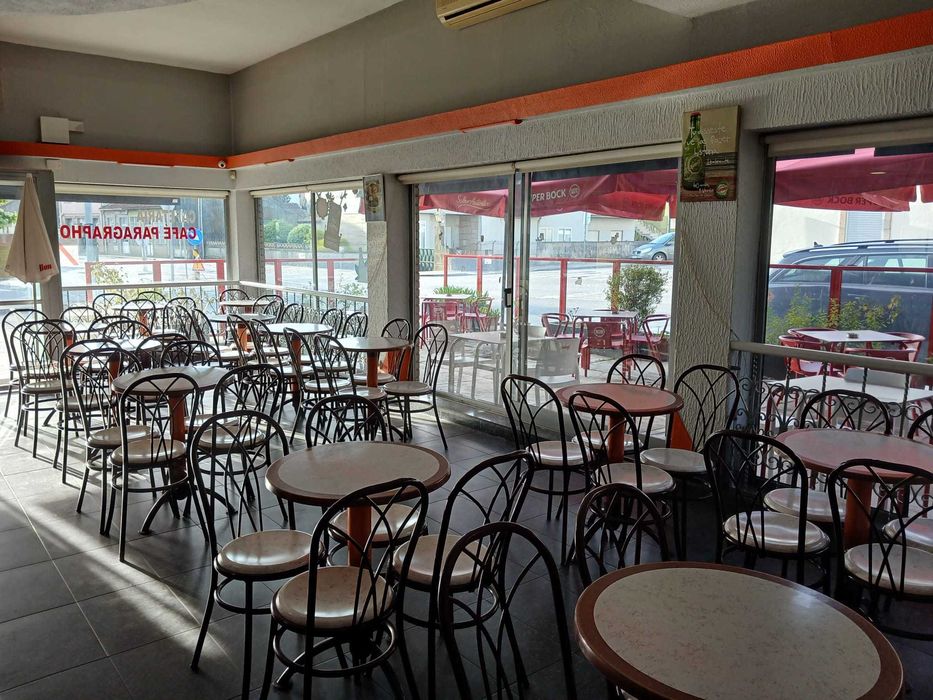 Café com esplanada, Ermesinde