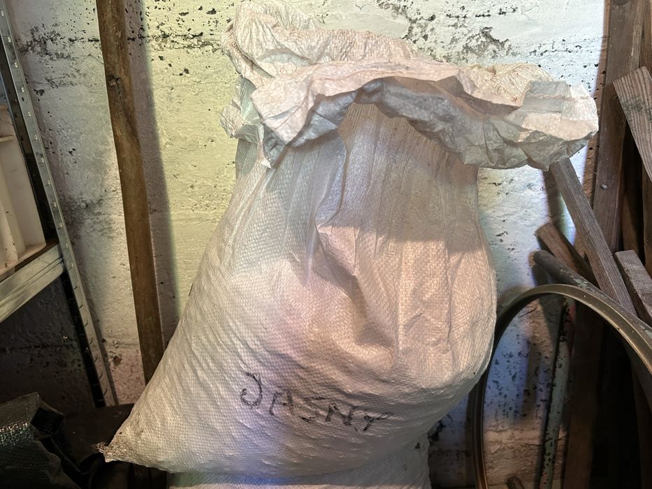 Grys kamień ozdobny ogrodowy jasny duży worek