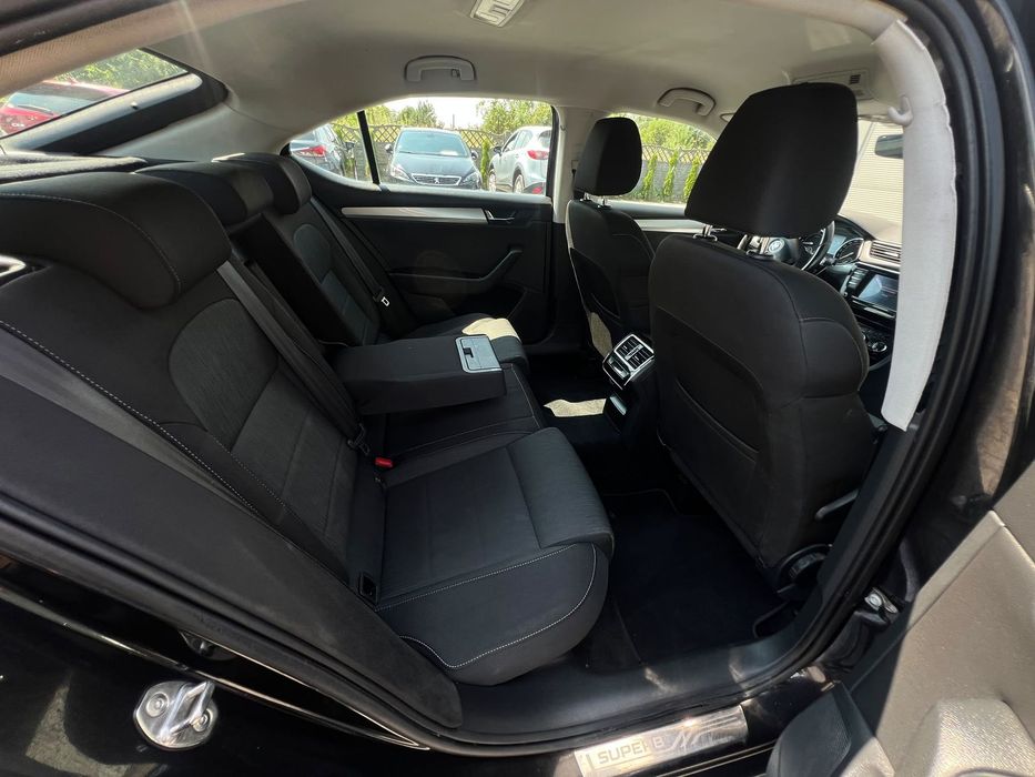 Skoda Superb poobcierany