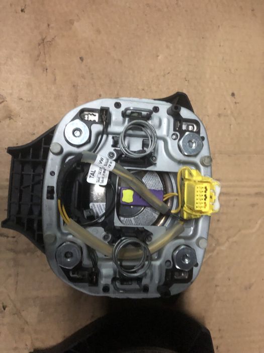 Подушка в руль аірбег Фольцваген б6  Airbag Golf 5 Plus