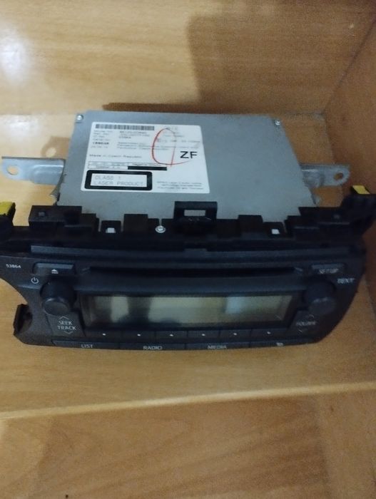 Radio automóvel Panasonic