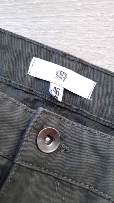 Calções cargo verdes 46