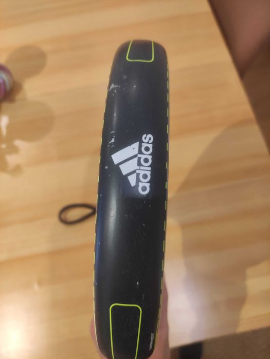Raquete de Padel Adidas Bisoke – Preto/Lima