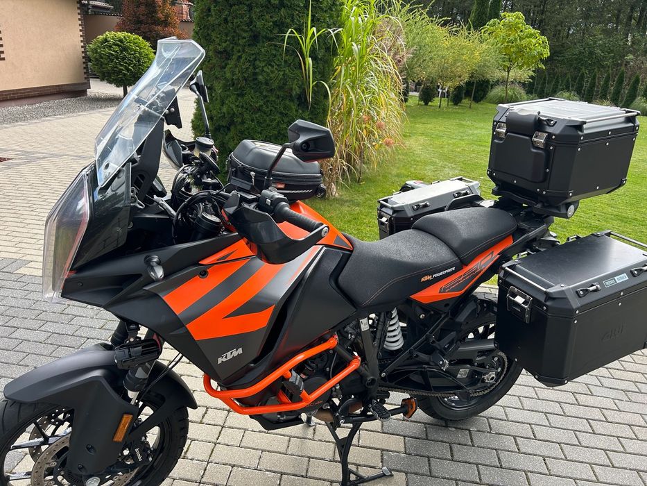 KTM