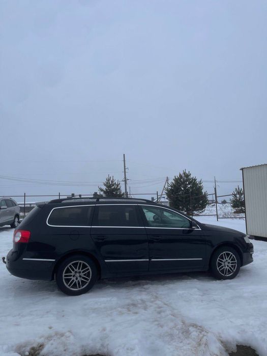 Volkswagen Passat  B6 2.0 АВТОМАТ дизель