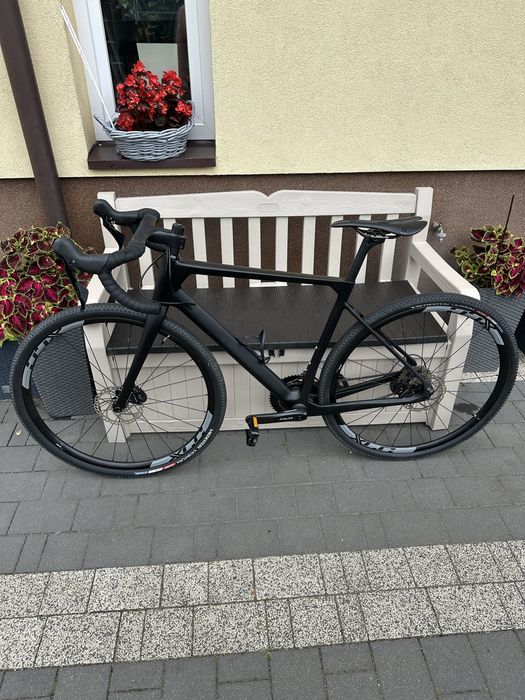 Rower gravel / szosa endurance Carbon Shimano 105 / GRX hydraulika