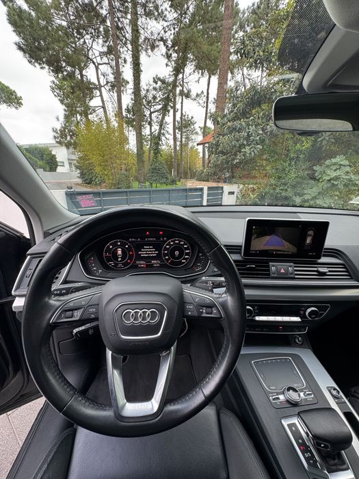 Audi Q5 2.0 TDI 190 cv, com caixa automática S tronic e tração integral quattro, versão Sport, de setembro de 2017.