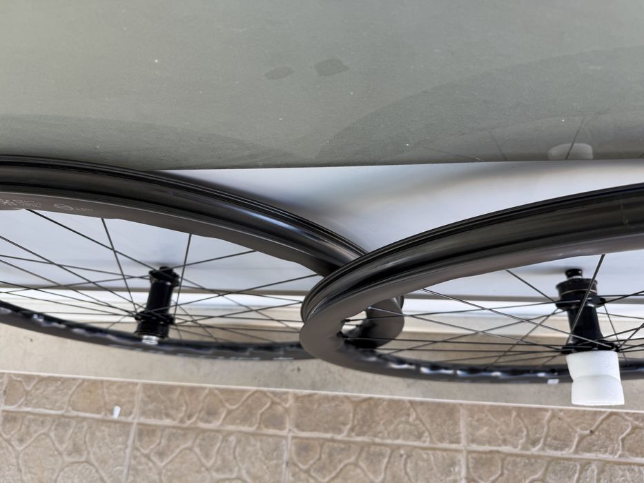 Bicicleta de estrada - Rodas em carbono Topo!