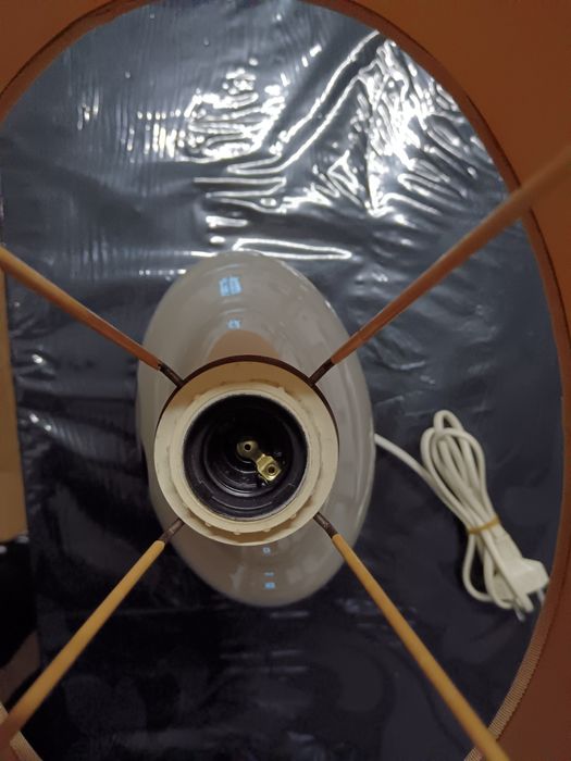 Vendo candeeiro de mesa CARPIÉ