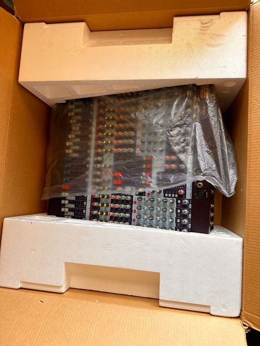 Mixer midas venice 240 NOVO NA CAIXA ORIGINAL som made in europe