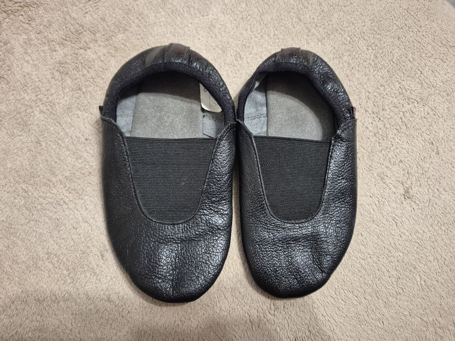 Чорні чешки Pellagio, 26