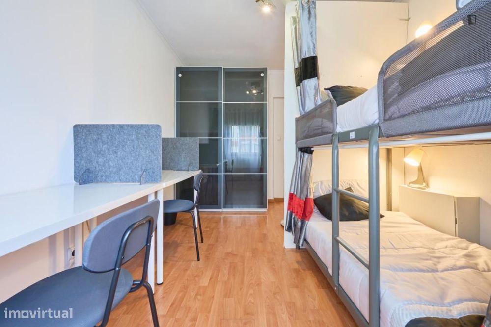 Cama - localizado em Lisbon
