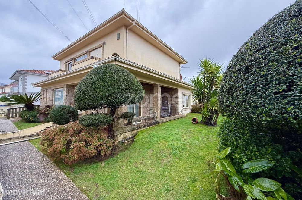 Moradia T3 individual em Brito- Guimarães