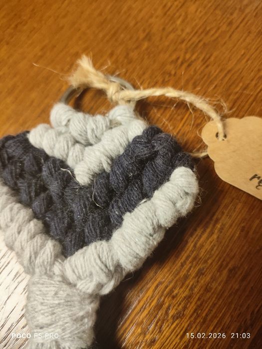 Przywieszka z makramy