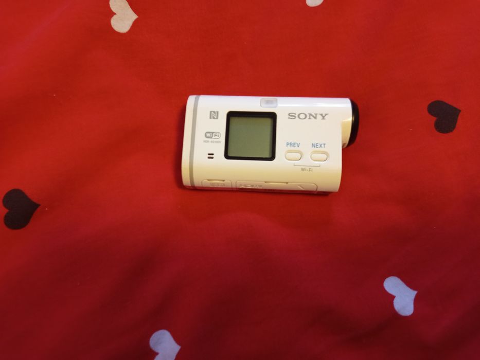 Екшин камера Sony HDR-AS100V.
