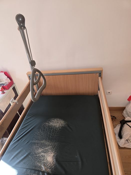 Cama articolada para idosos