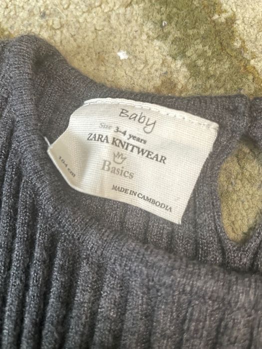 Светр Zara для дівчинки