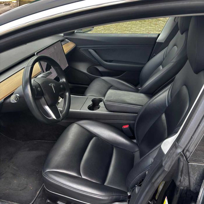 Tesla Model 3 Long Range Dual Motor AWD