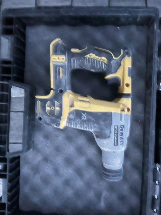 Młotowiertarka Dewalt