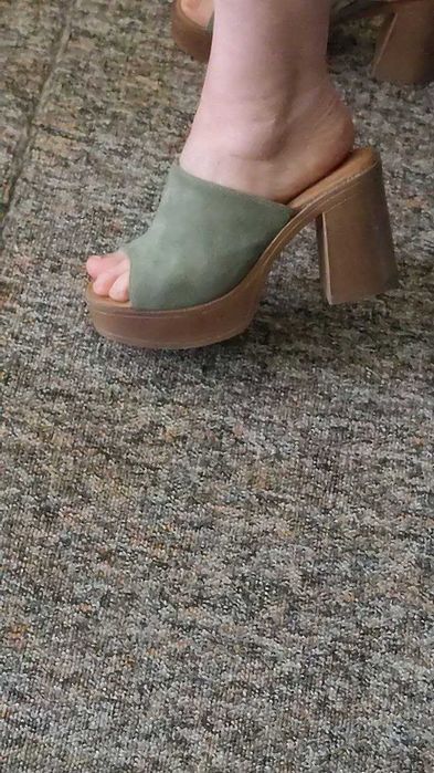 Стильные женские сабо 37 размер. Производство Польша.