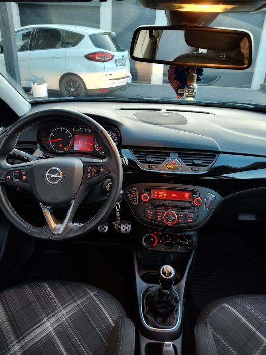 Opel corsa E 1,4 benzyna 90KM