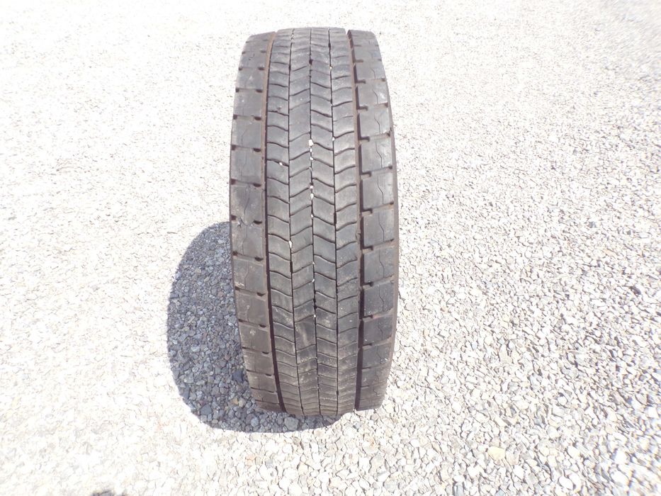 opona 295/60R22.5 Goodyear Fuelmax D (1000 netto)