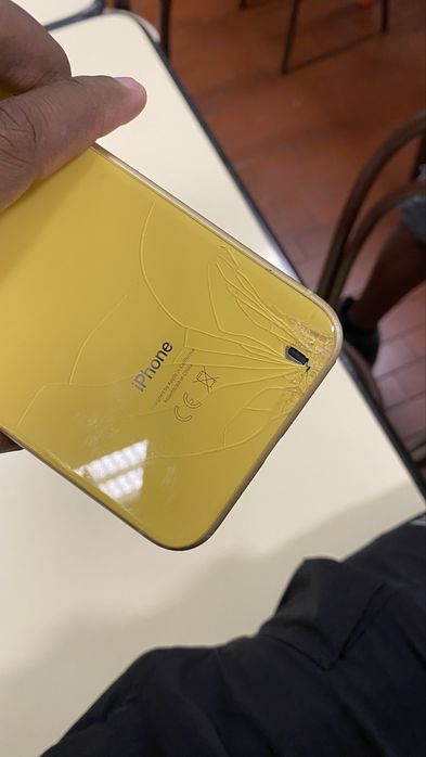 Iphone XR em bom estado