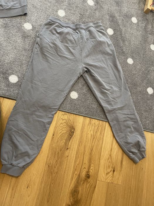 Ciążowy dres ASOS 38