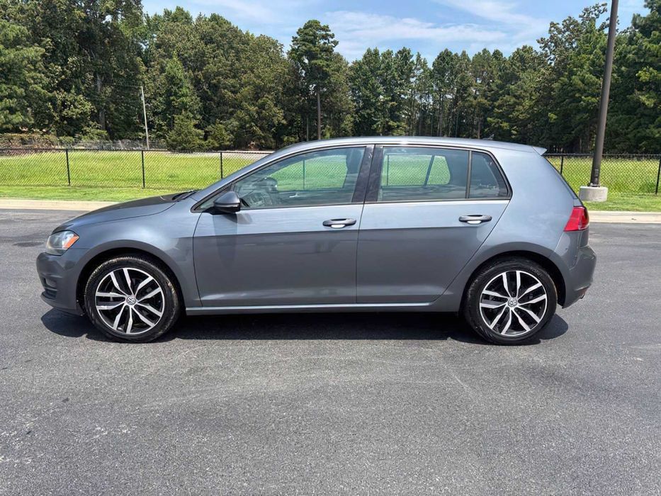 Volkswagen Golf      2015