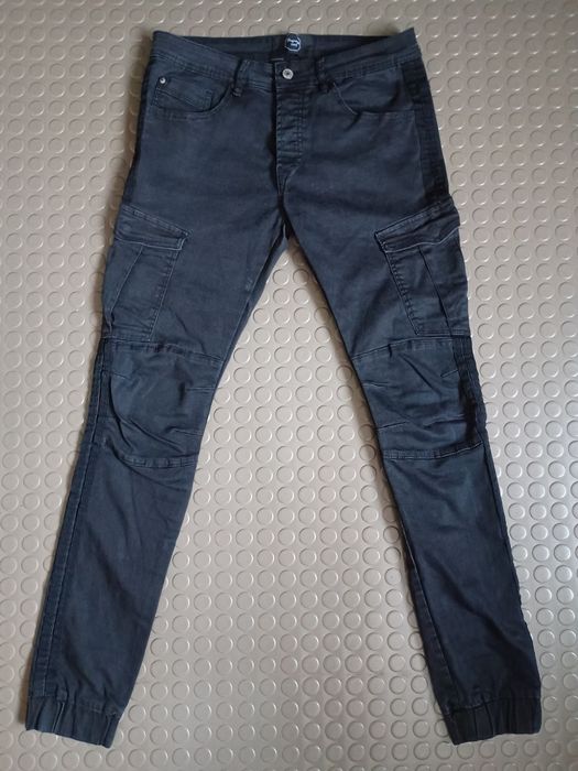 Мужские джинсы-карго