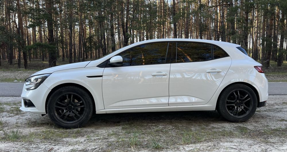 Продам авто Рено меган Renault Megane 4 2017