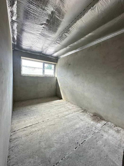 Продаж таунхауса 155м2 з гаражем в місті, поруч все необхідне!