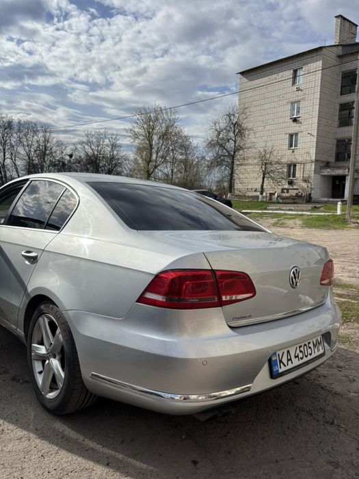 Volkswagen Passat b7.