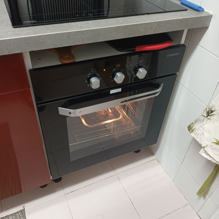 Cozinha em muito bom estado