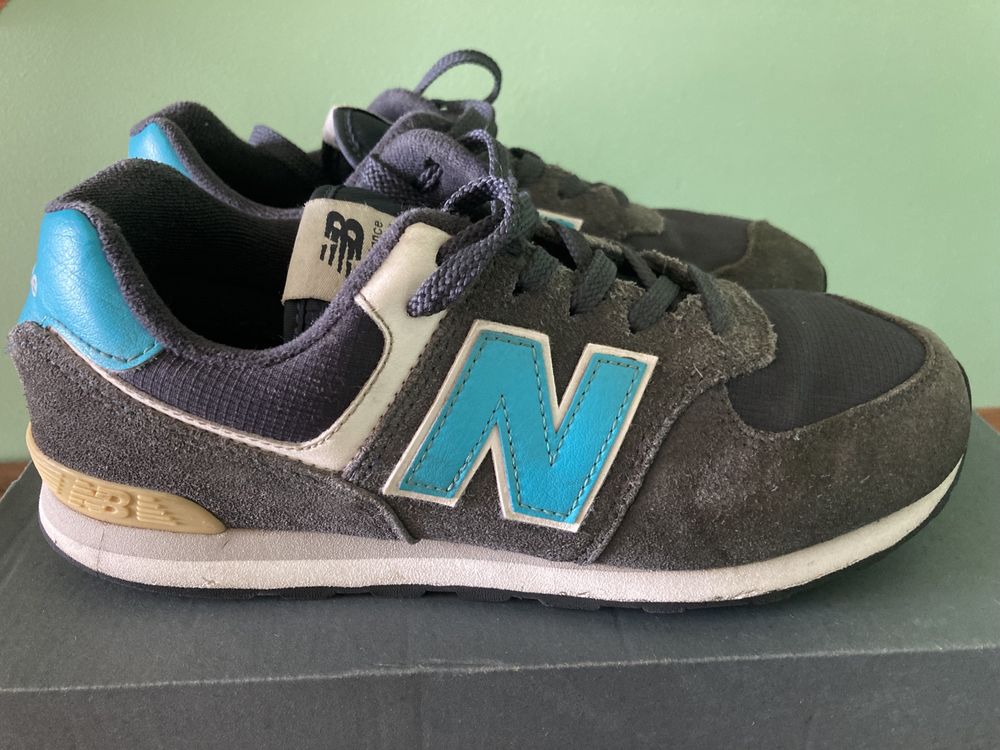 New balance store 524