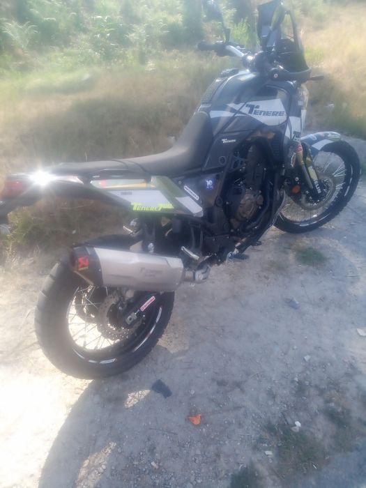 Tenere 700 2023 como nova